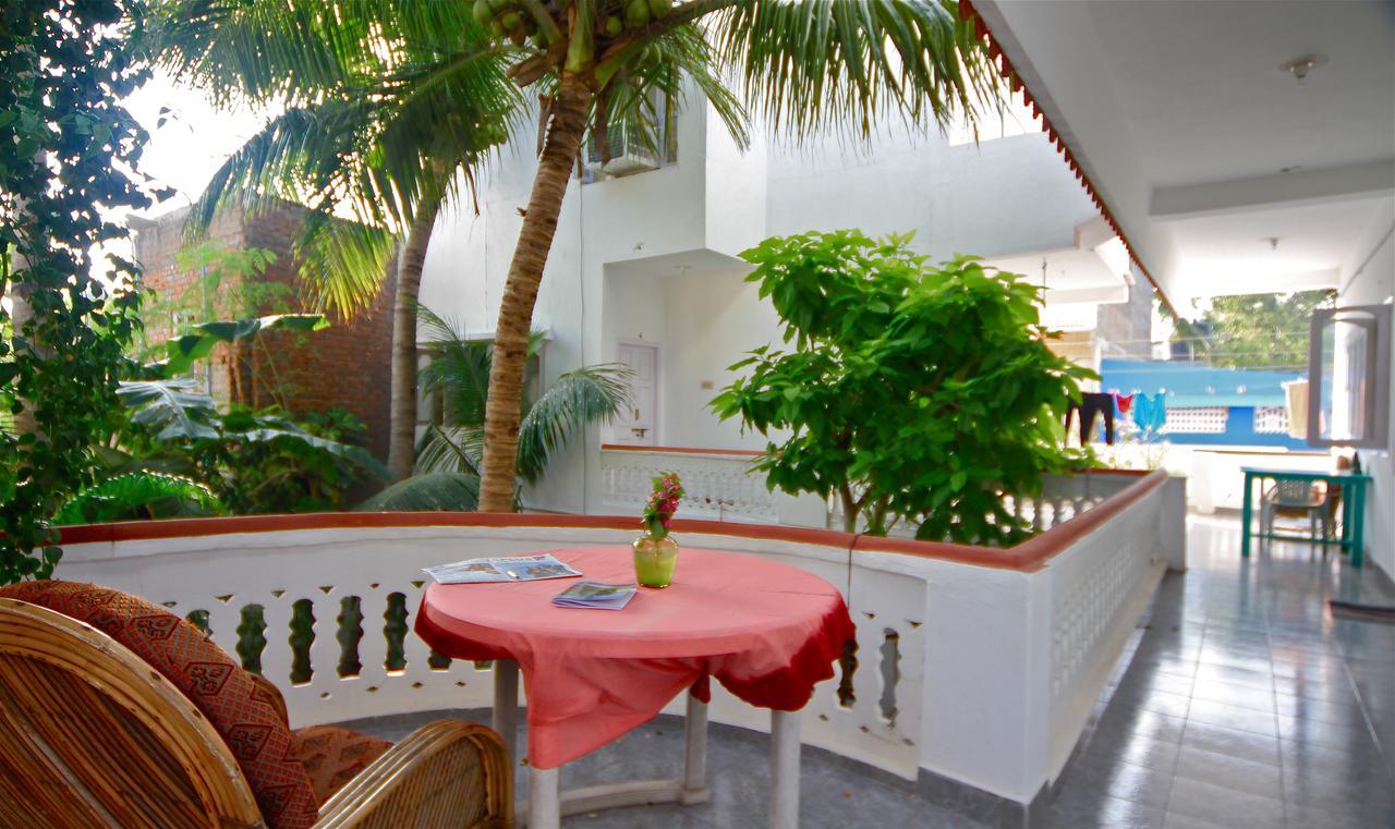 Daphne Hotel Mamallapuram Eksteriør billede